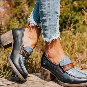 $298 NEW FREEBIRD Bristol Chunky Loafers 10 Heeled Blue Navy Block Heel Lug Sole